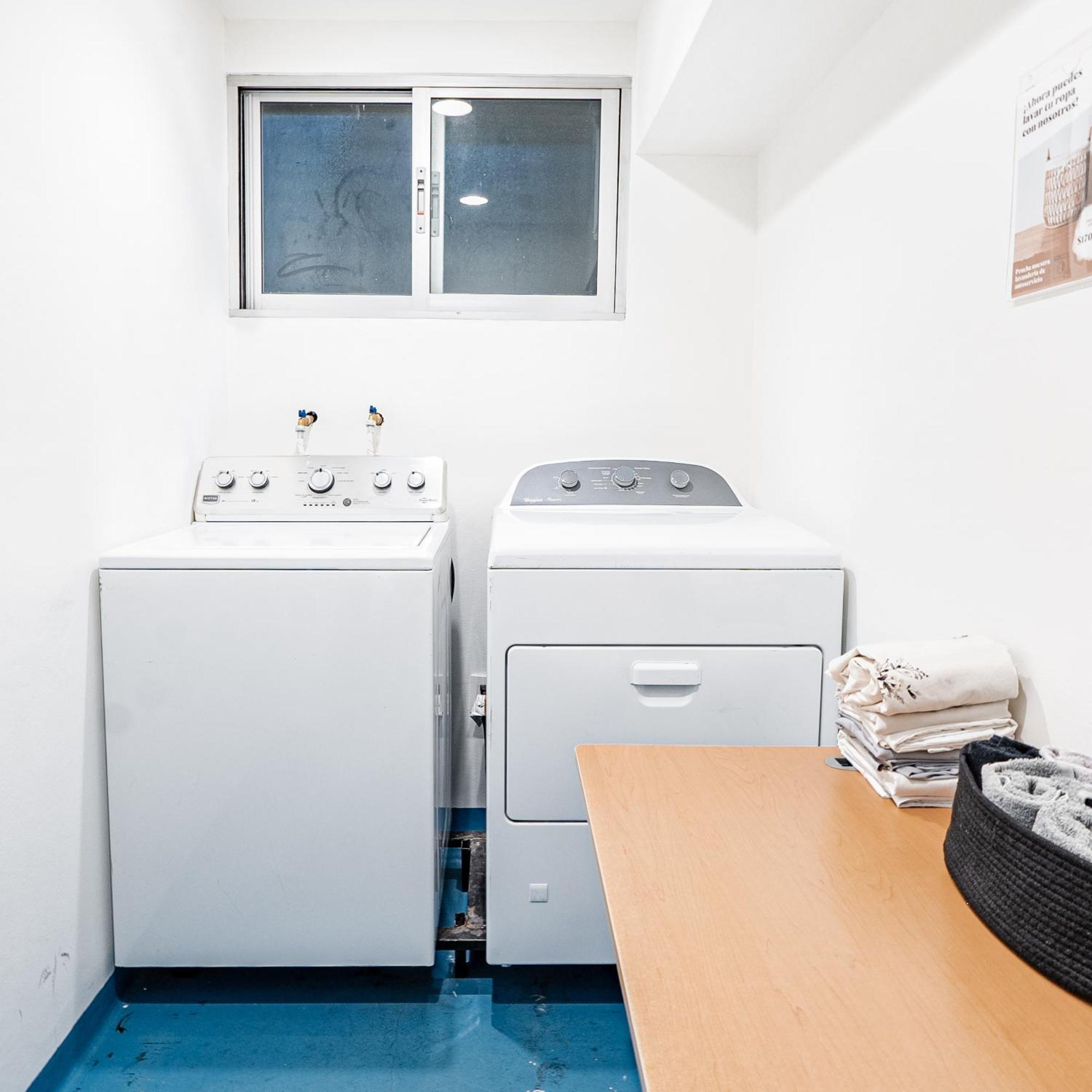 Cama En Habitacion Compartida Mixta Мехіко Екстер'єр фото